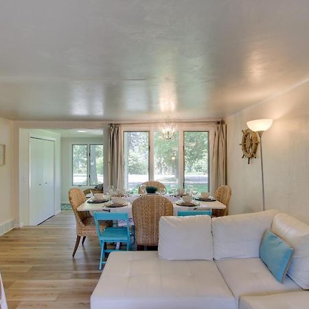 Updated Home With Deck 2 Mi To Sister Bay Beach! Esterno foto